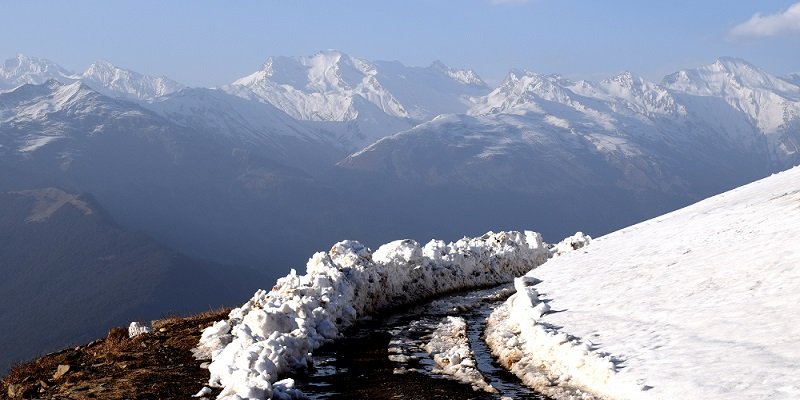 Returning from Chanshal Pass